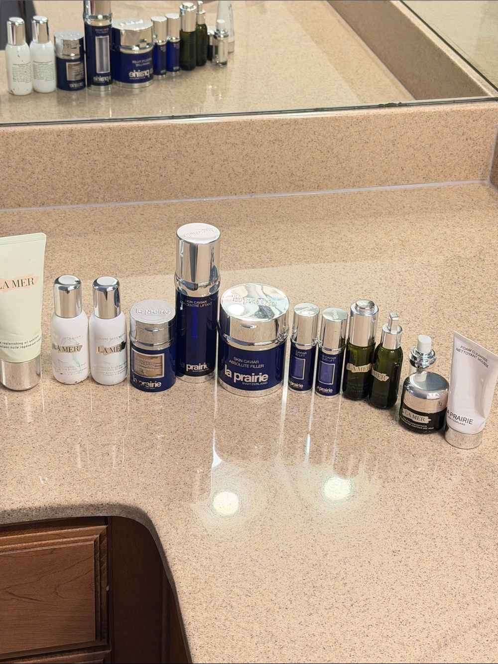 La Prairie & La Mer Mixed Skincare Set bottles-